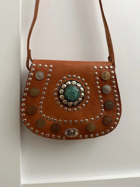 Brown Leather Crossbody Bag with Turquoise Medallion - FROM MOROCCO - Picture 1 of 3